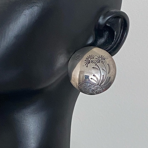 Native American Navajo Domed Etched Post Earrings - Picture 2 of 3